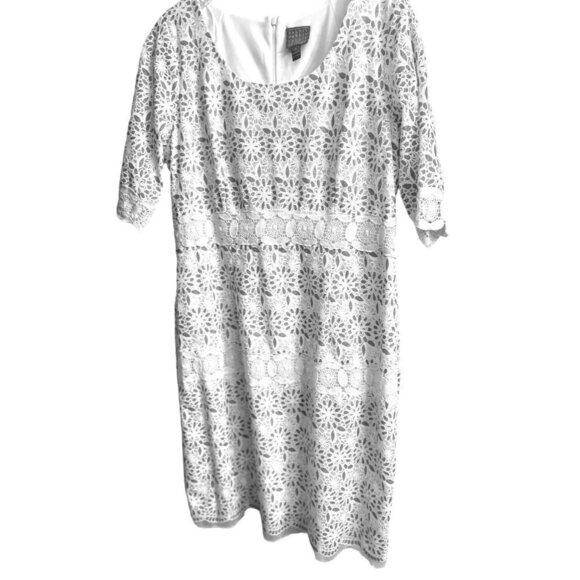 Rabbit Rabbit Rabbit Women's White and Sky Blue Laced Dress Size 16 Sku 2292 - Picture 4 of 16